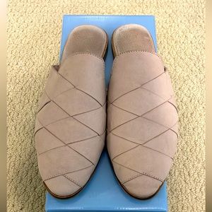 Seychelles nubuck mules